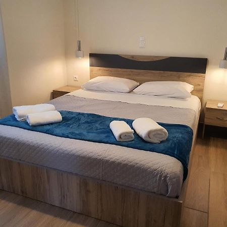 Island View Apartments Moudhros Bagian luar foto