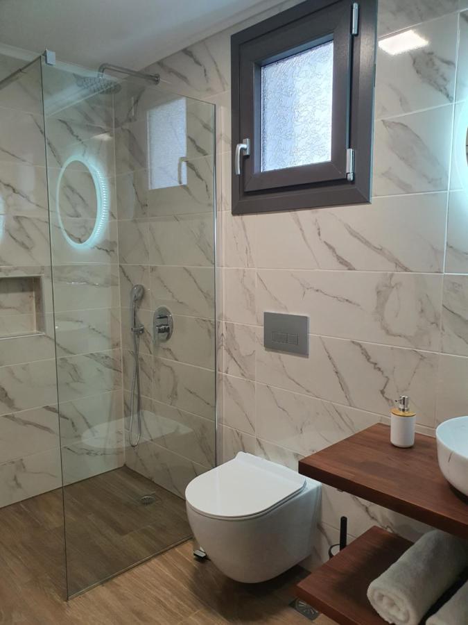 Island View Apartments Moudhros Bagian luar foto