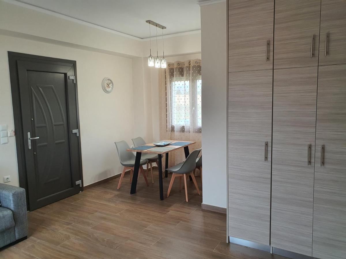 Island View Apartments Moudhros Bagian luar foto