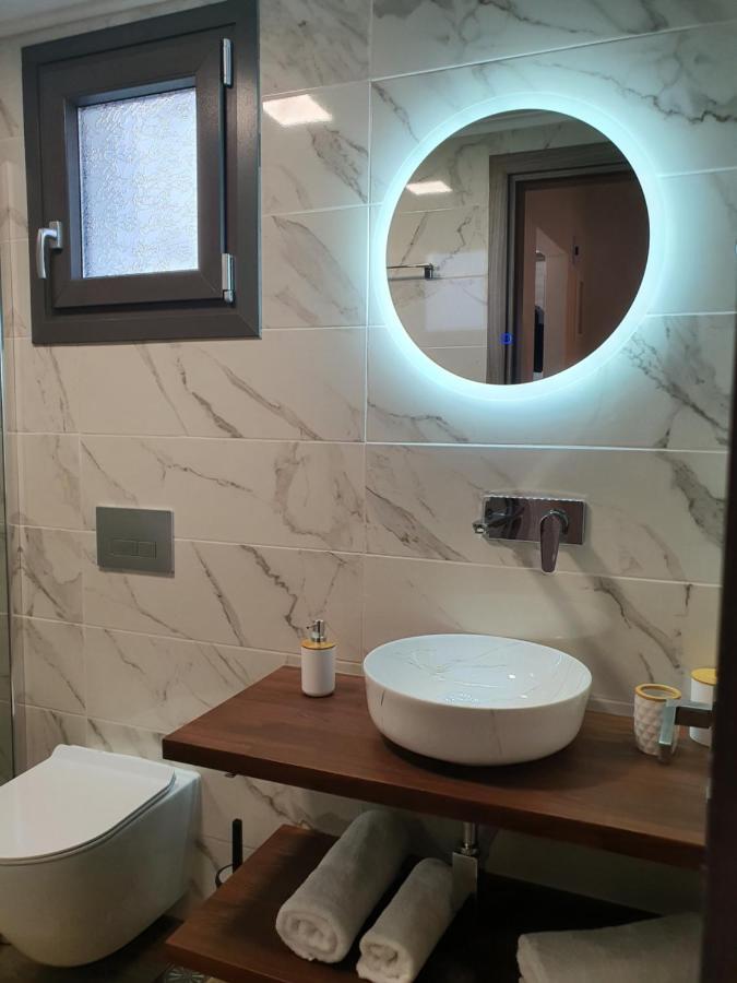 Island View Apartments Moudhros Bagian luar foto