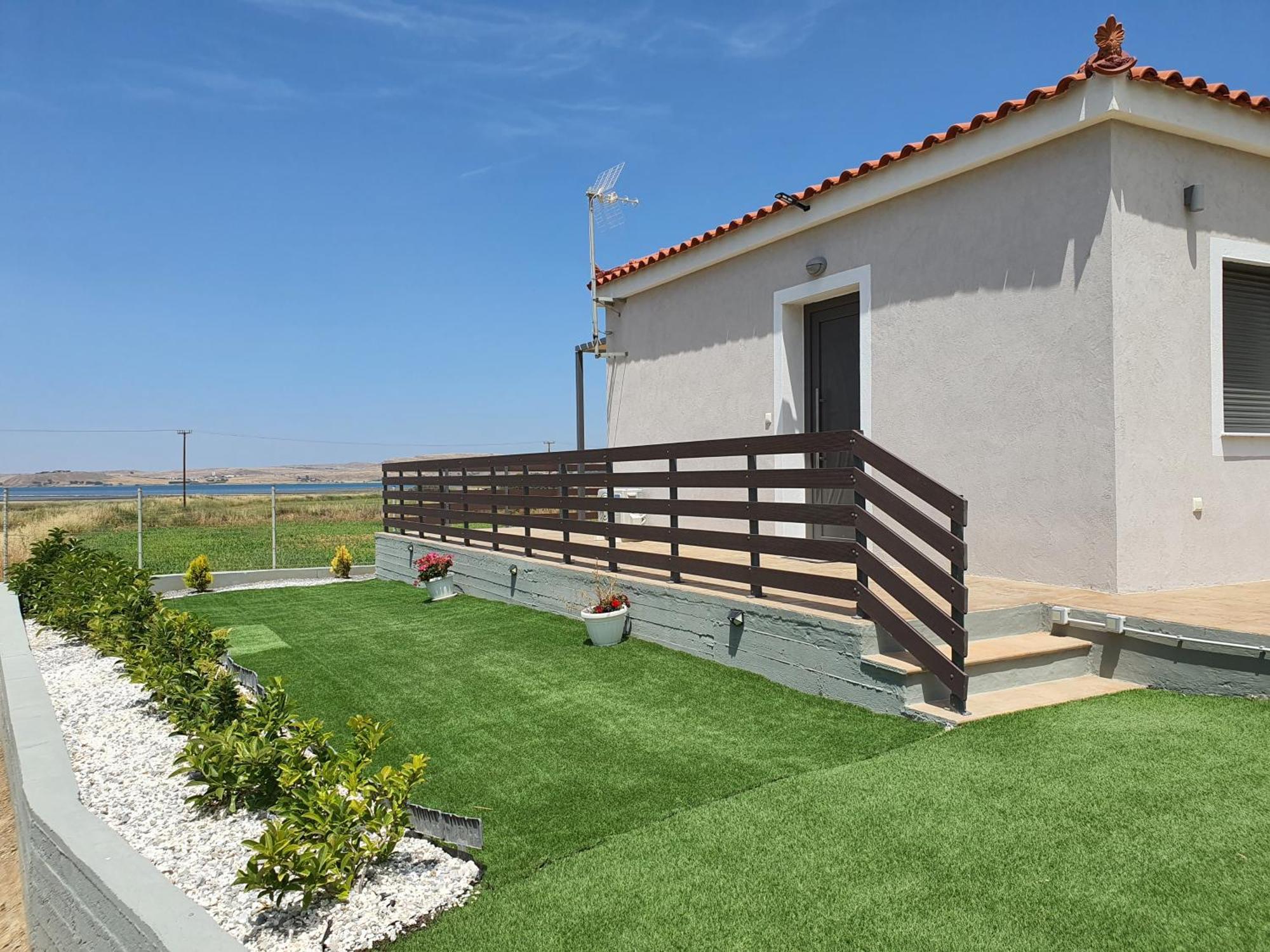 Island View Apartments Moudhros Bagian luar foto